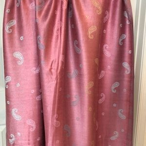 Brand New Paisley Design Pashmina - 71” x 26”